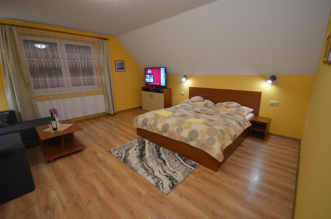 Apartmany Best I. Bešeňová Exterior foto
