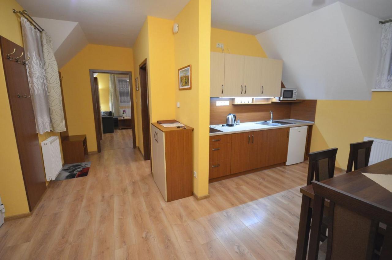 Apartmany Best I. Bešeňová Exterior foto