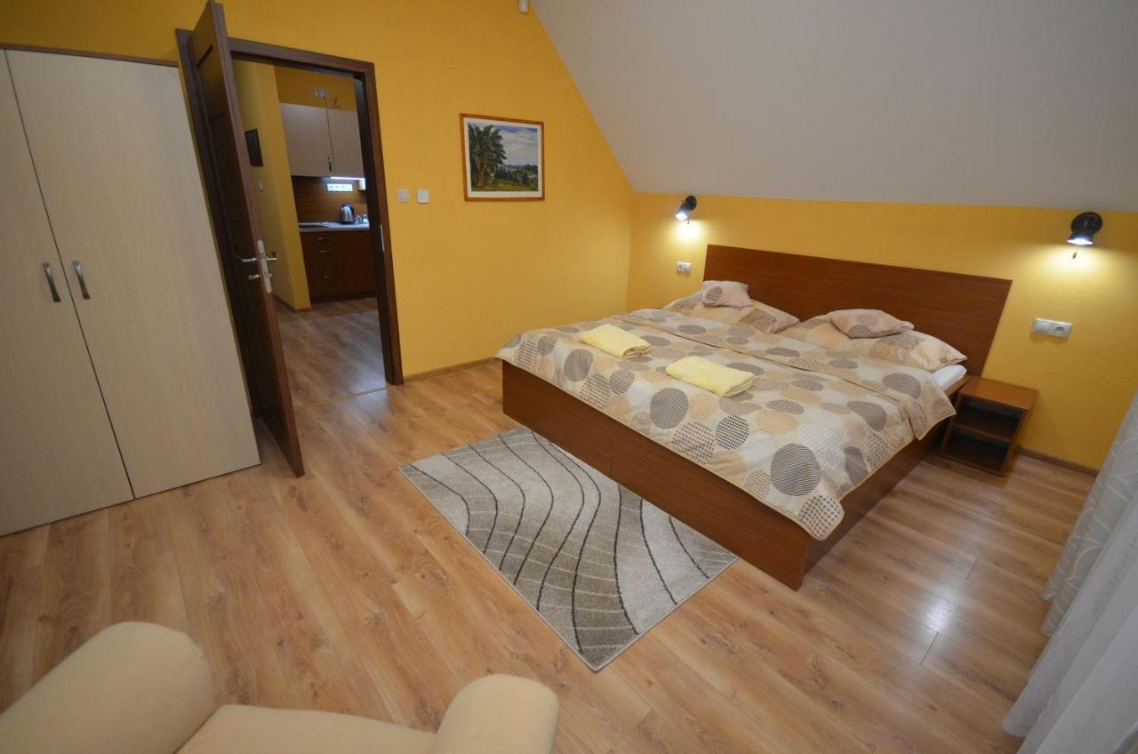 Apartmany Best I. Bešeňová Exterior foto