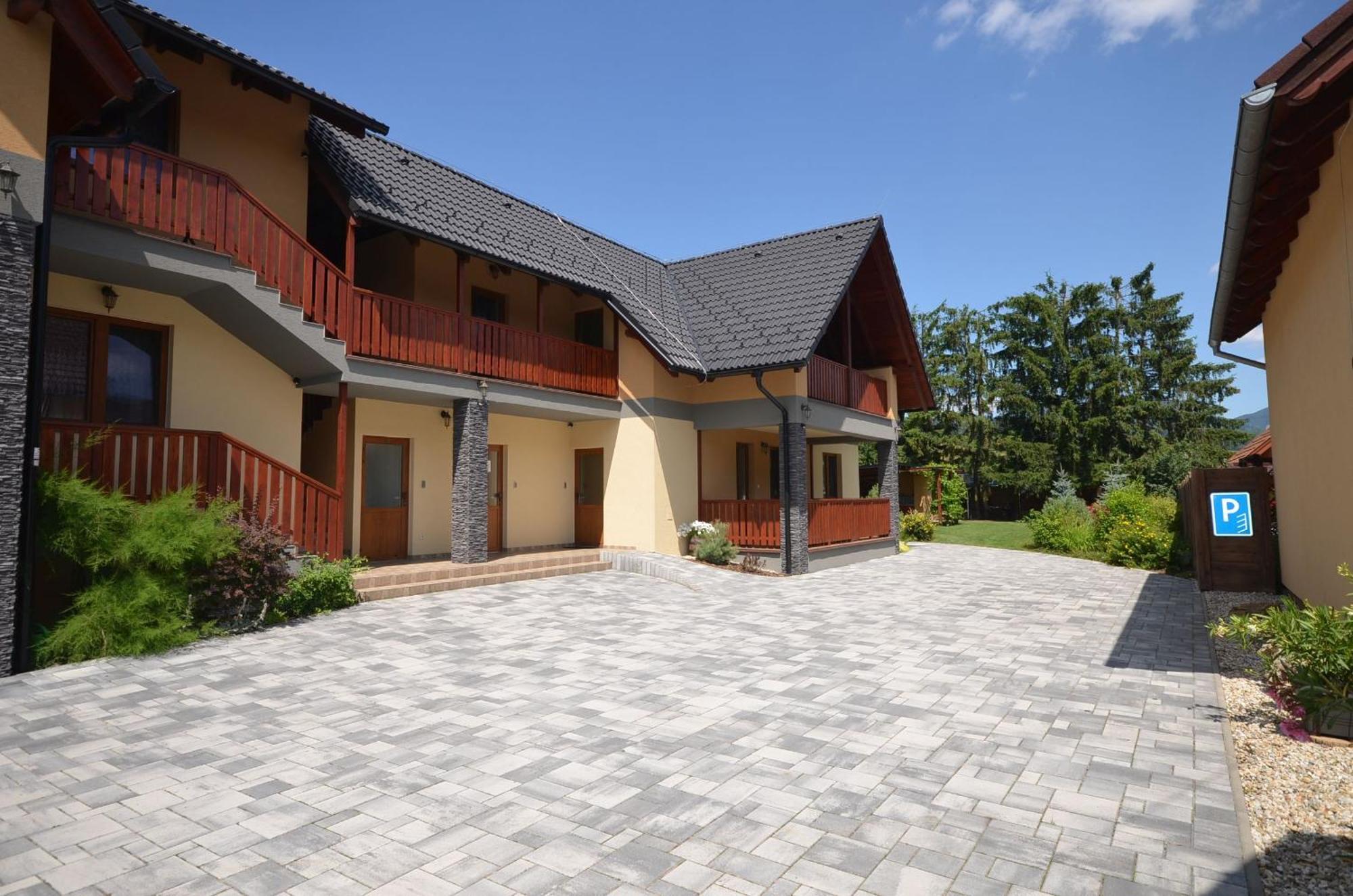 Apartmany Best I. Bešeňová Exterior foto
